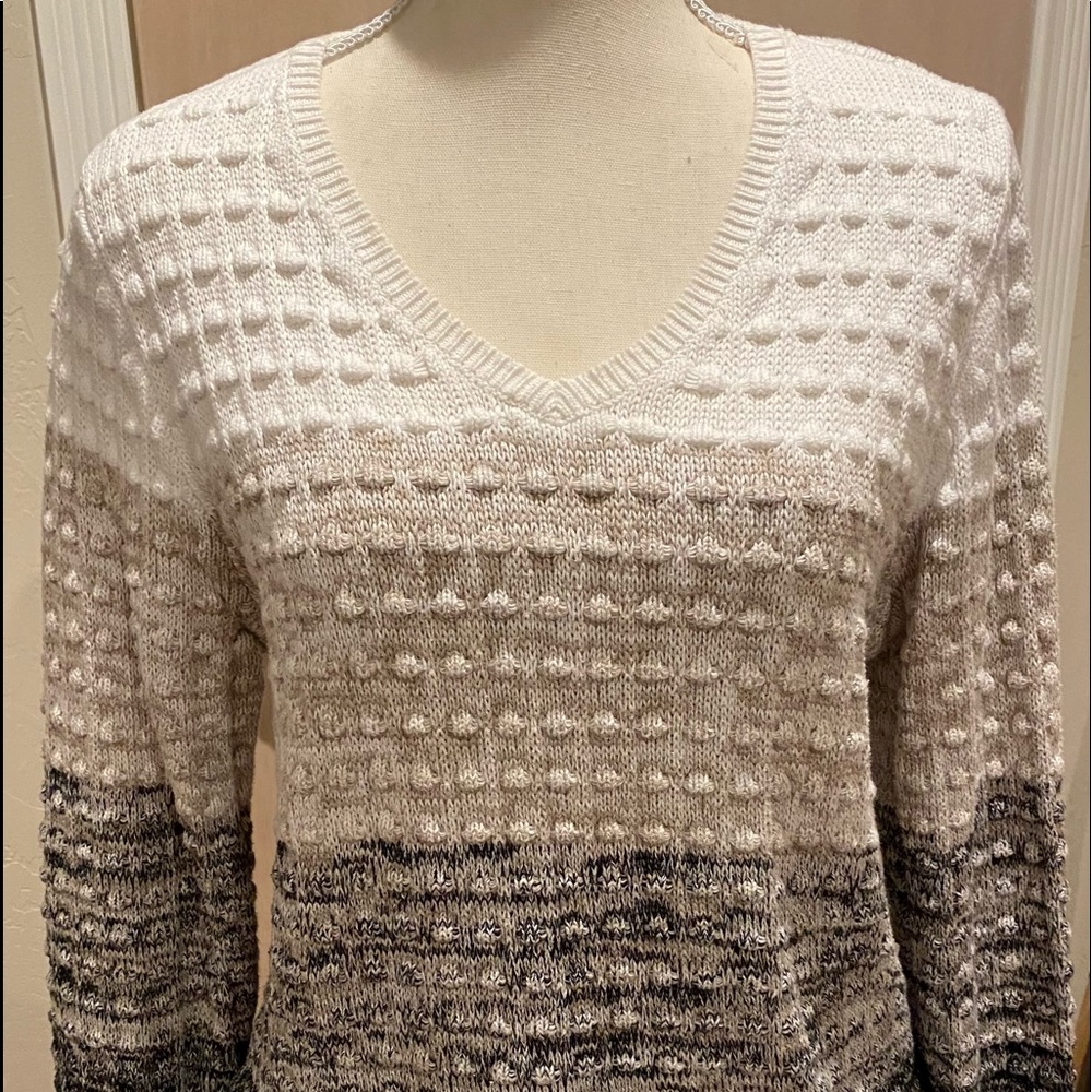 Ladies sweater